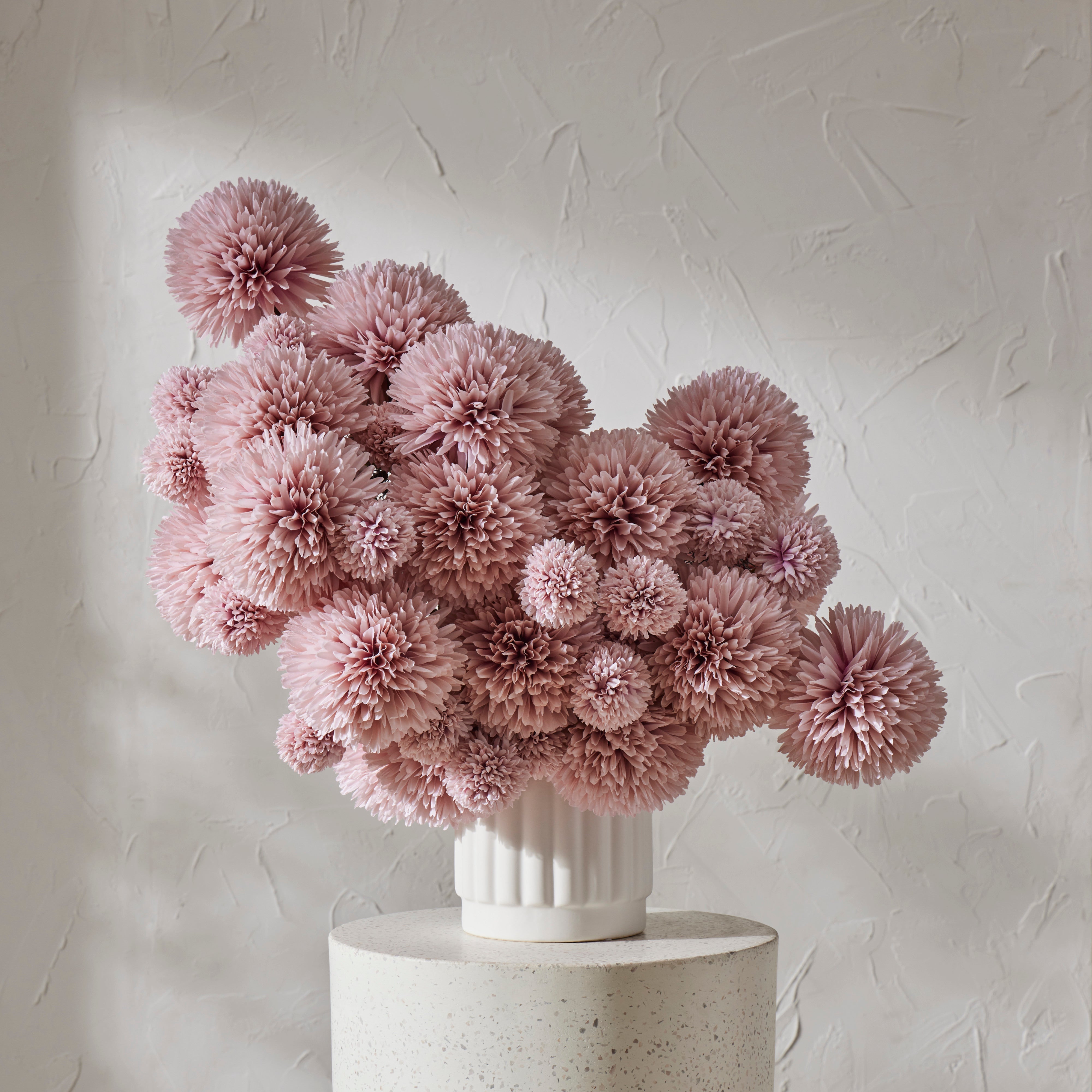 Rogue Agra Ribbed Planter White