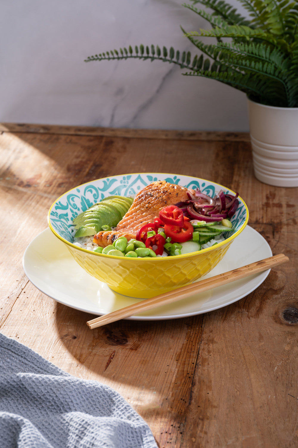 Mikasa Stoneware Ramen Bowl 21cm (Yellow & Blue Geometric)