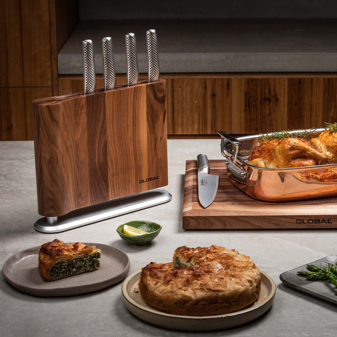 Global UKU 6 Piece Knife Block Set - Walnut