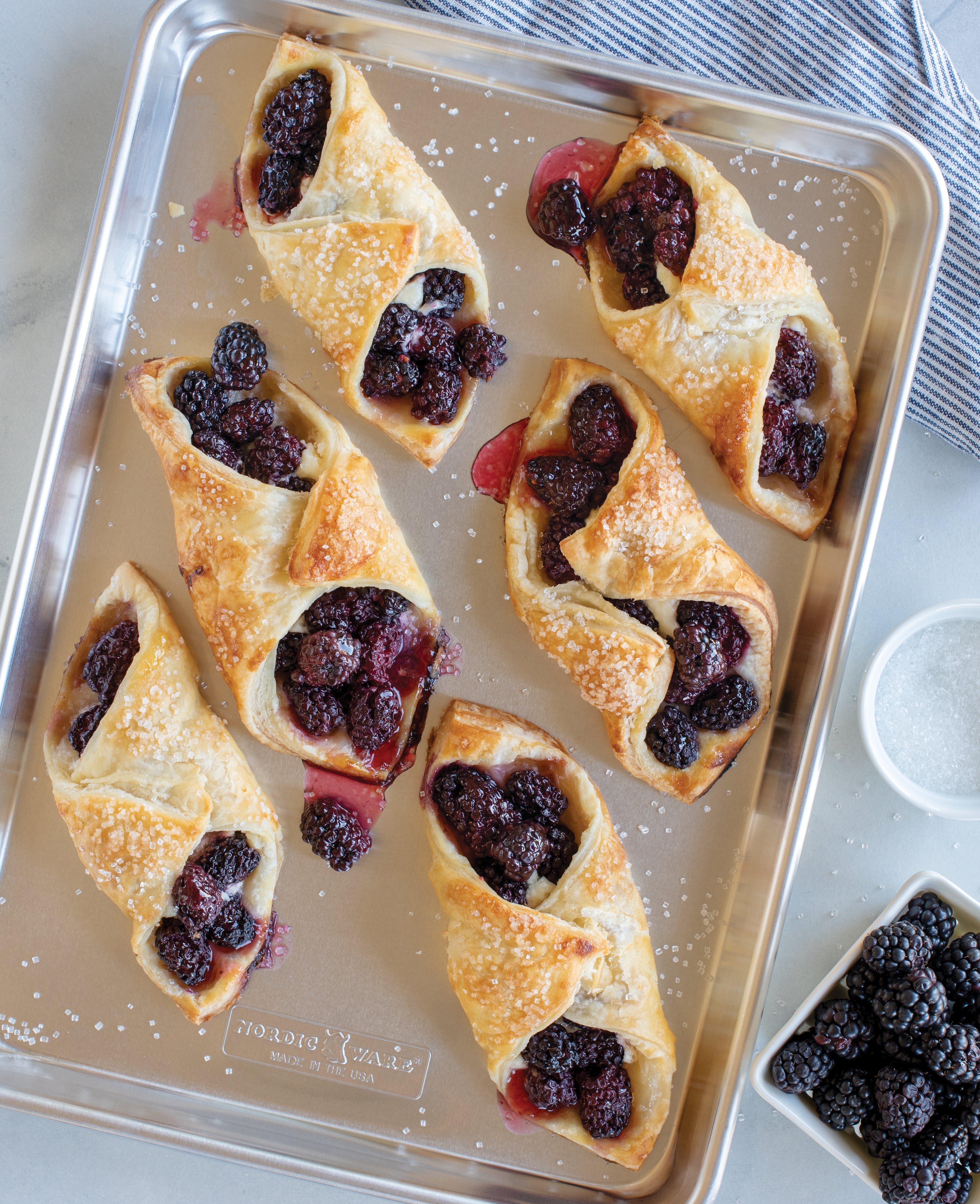 Nordicware Naturals Jelly Roll Sheet 40 x 28.5 x 2.5cm