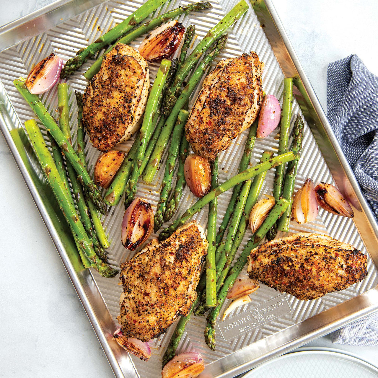 Nordicware Prism Half Sheet 45.5 x 32.5 x 3cm