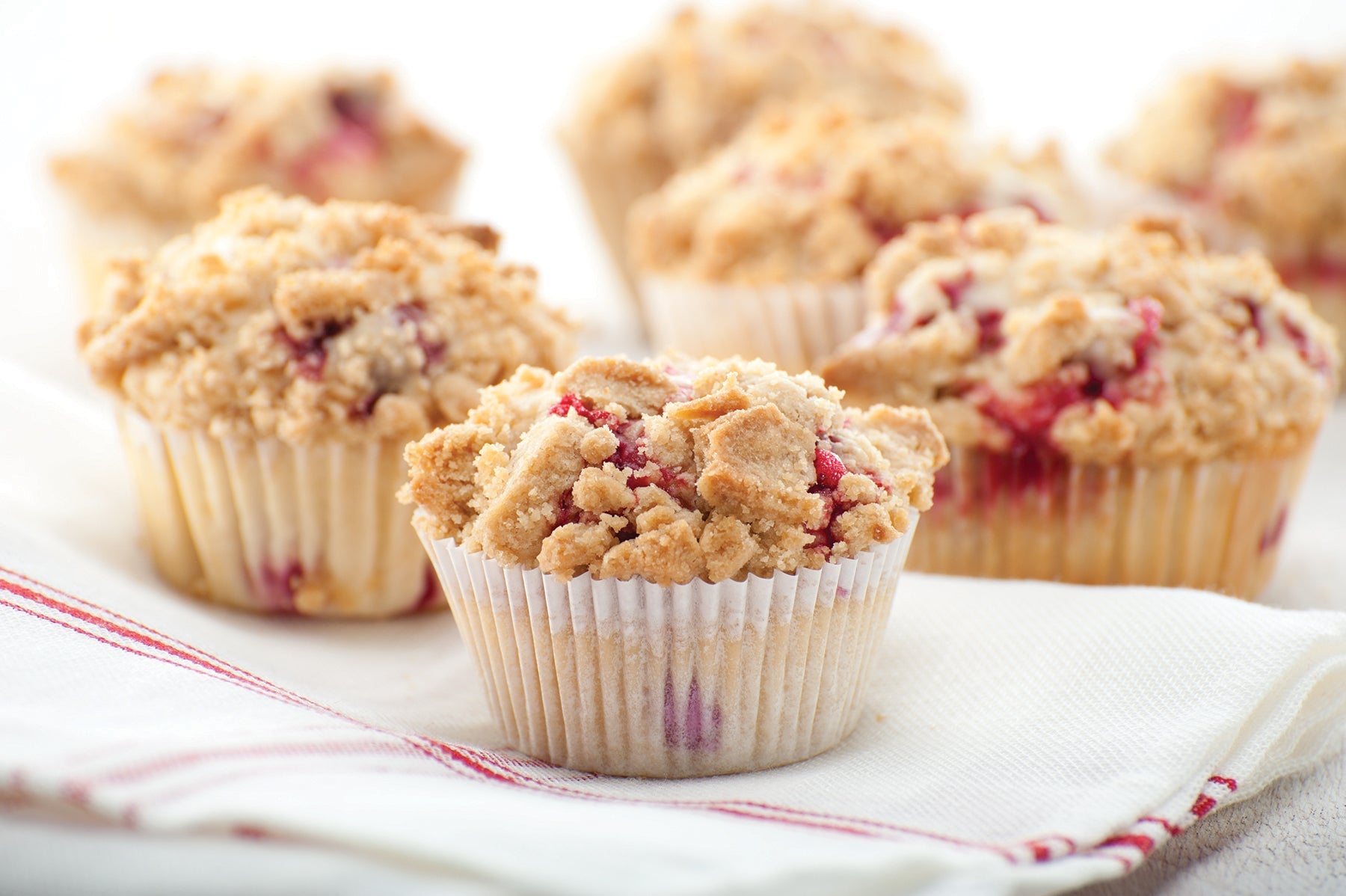 Nordicware 12 Cup Nonstick Muffin Pan 32.5 x 24.5 x 3cm