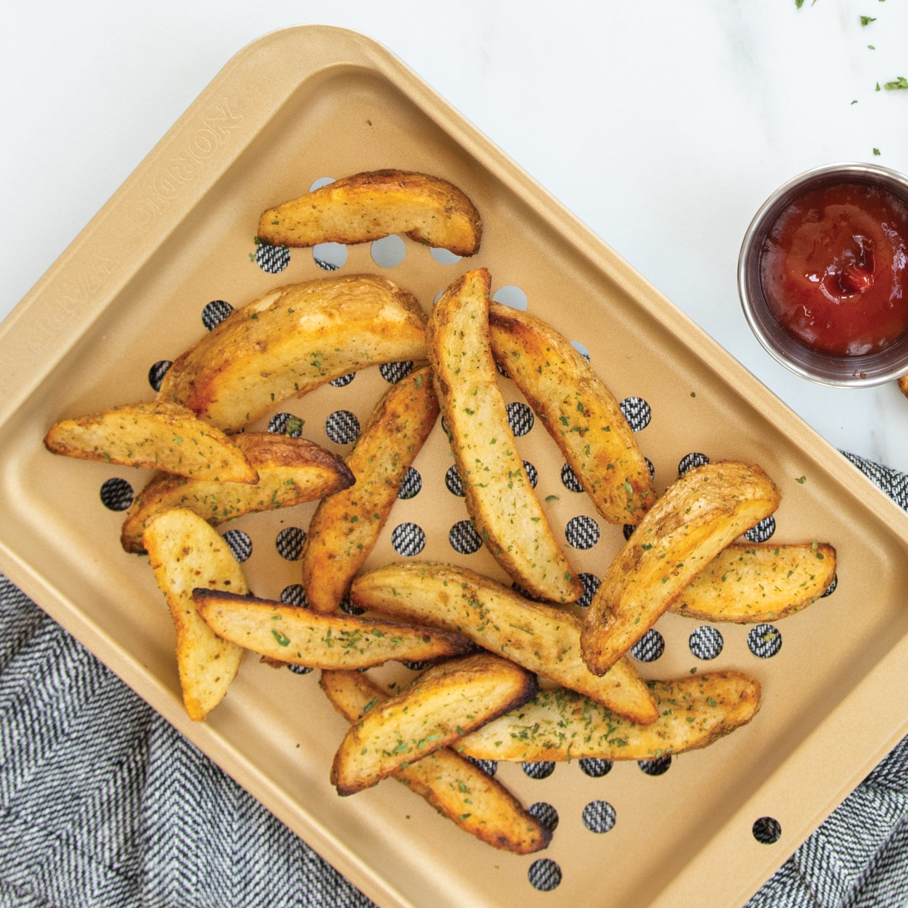 Nordicware Naturals Compact Crisping Sheet 25.5 x 18 x 1.5cm