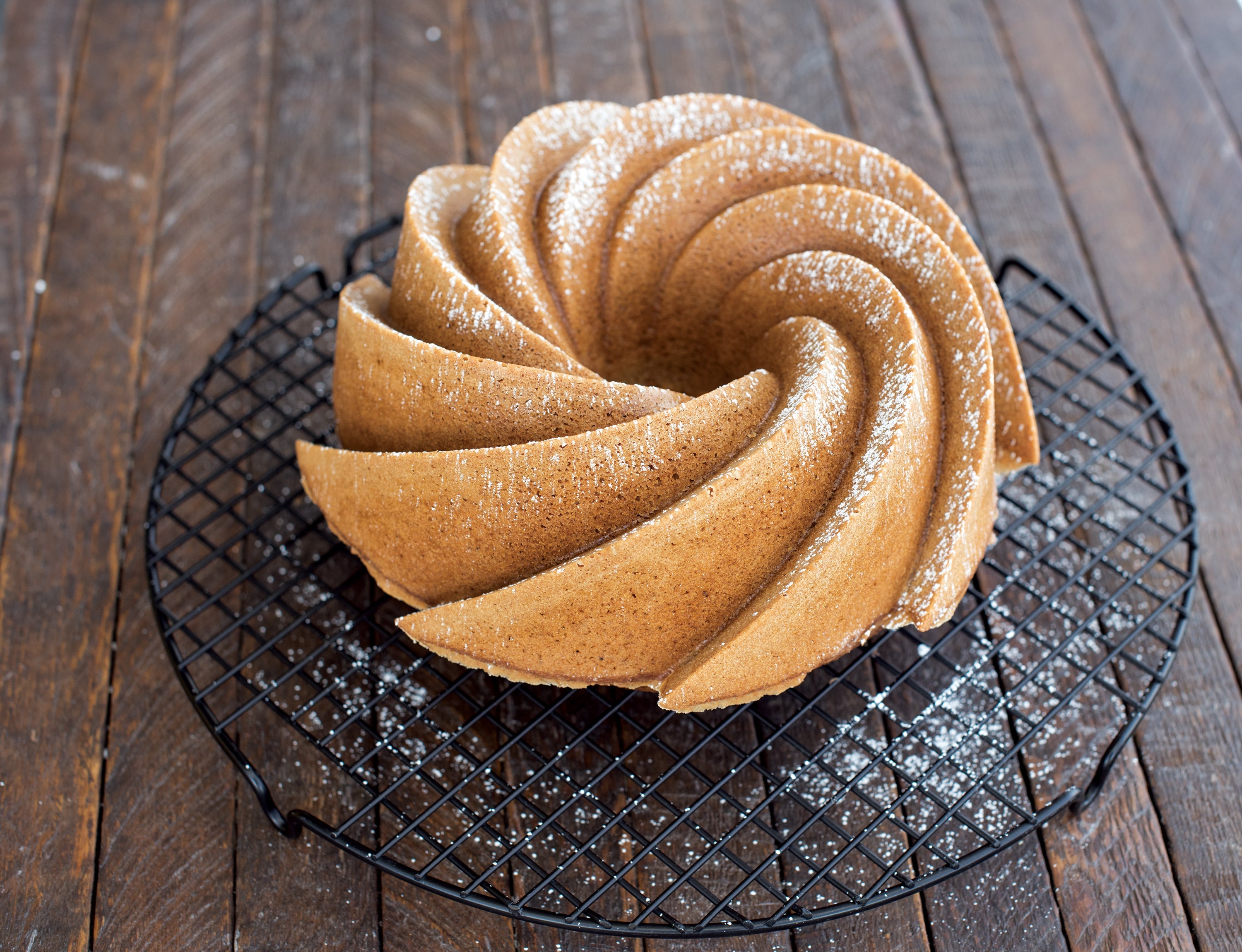 Nordicware Heritage Bundt Pan 26 x 26 x 9.5cm