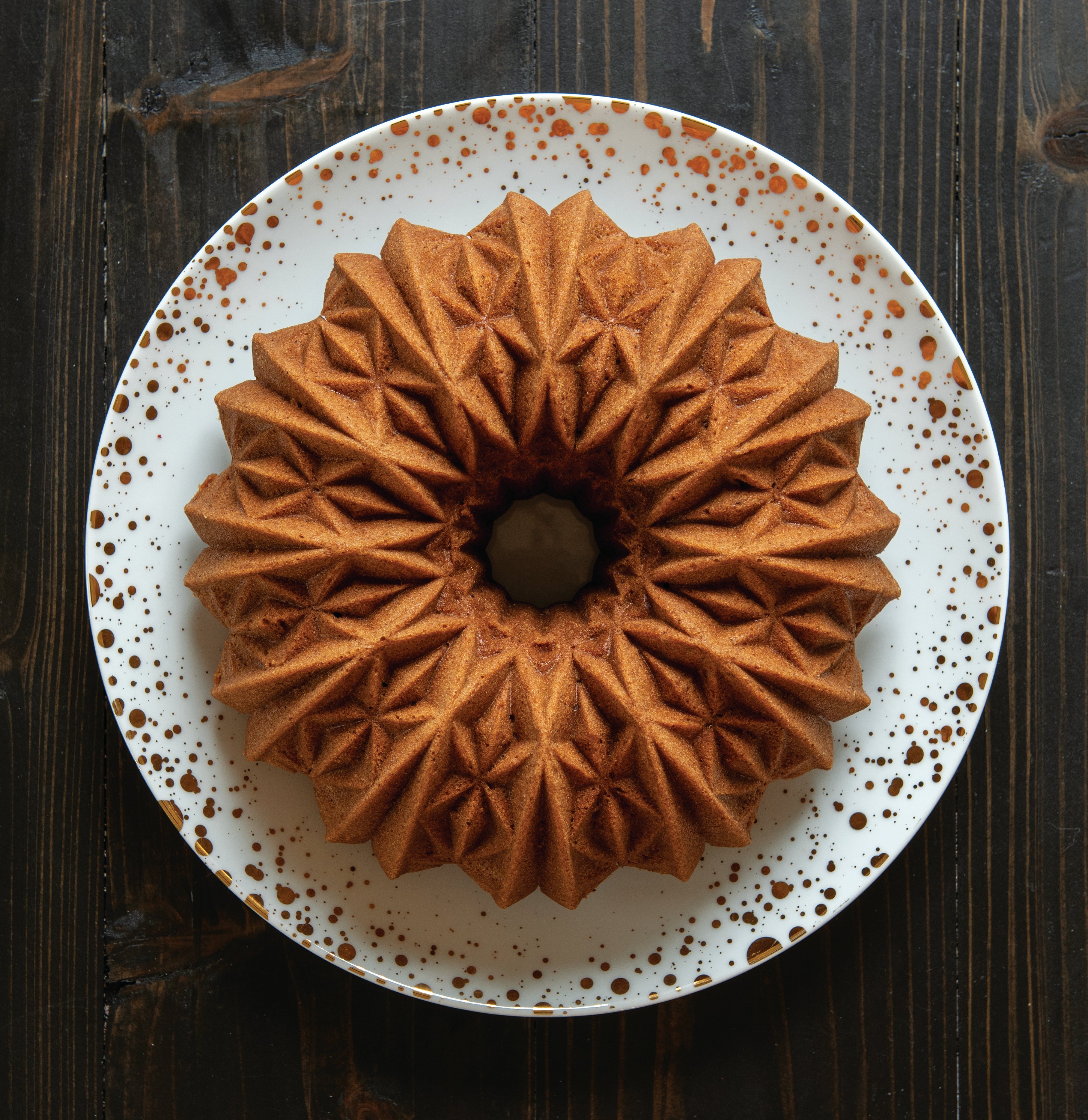 Nordicware Cut Crystal Bundt 25.5 x 25.5 x 9.5cm