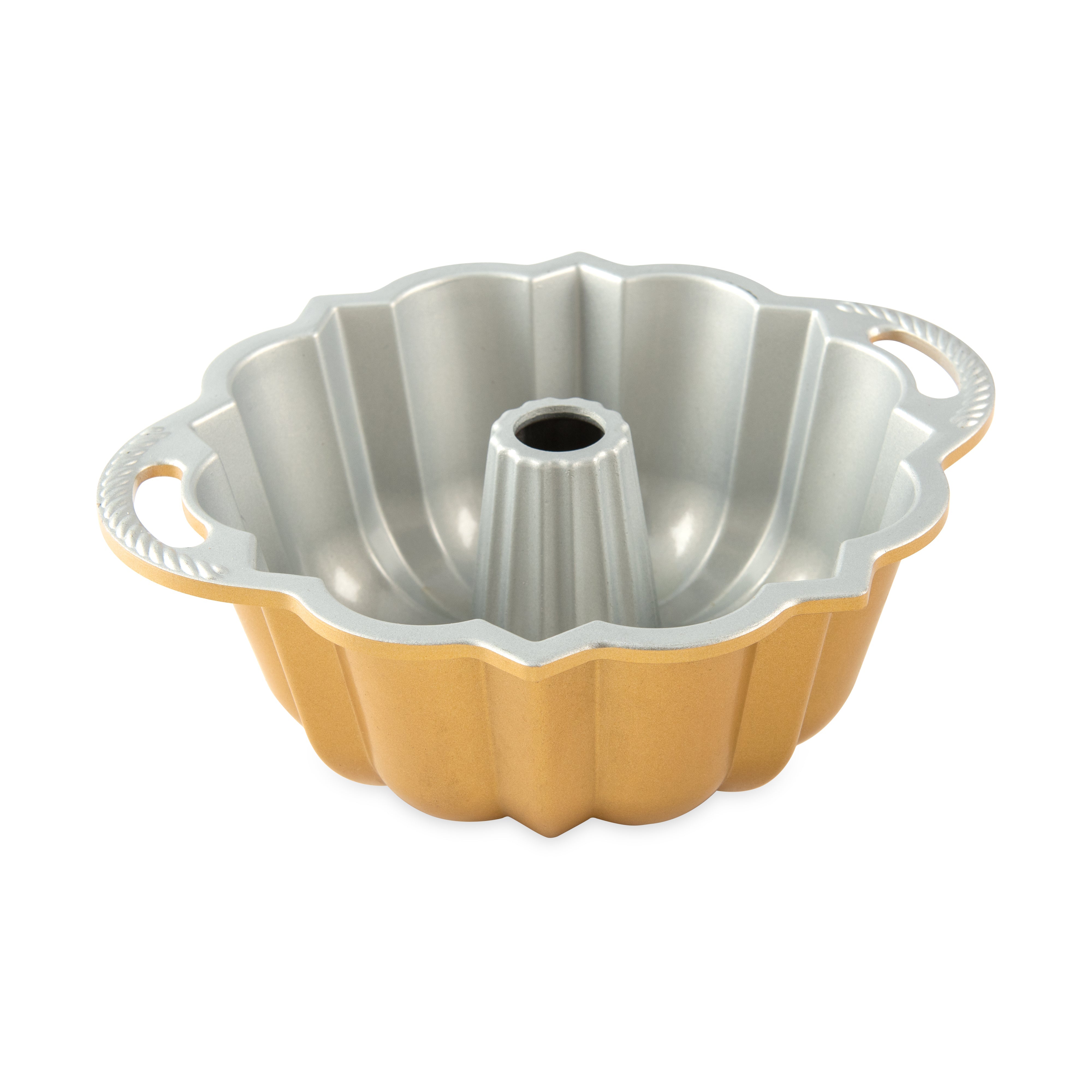 Nordicware Medium Anniversary Bundt Pan 23.5 x 20.5 x 8.5cm