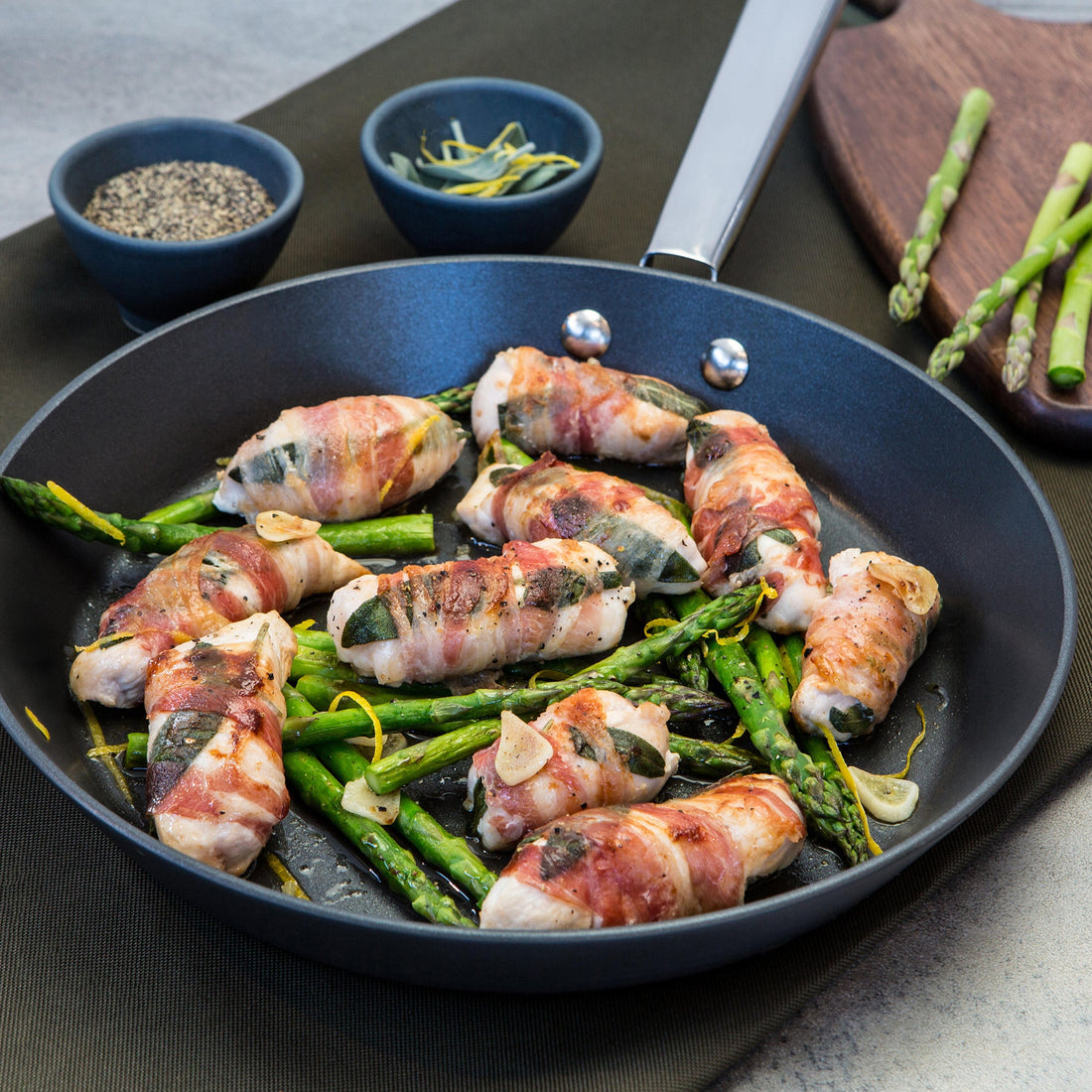 Anolon Professional 28cm Skillet