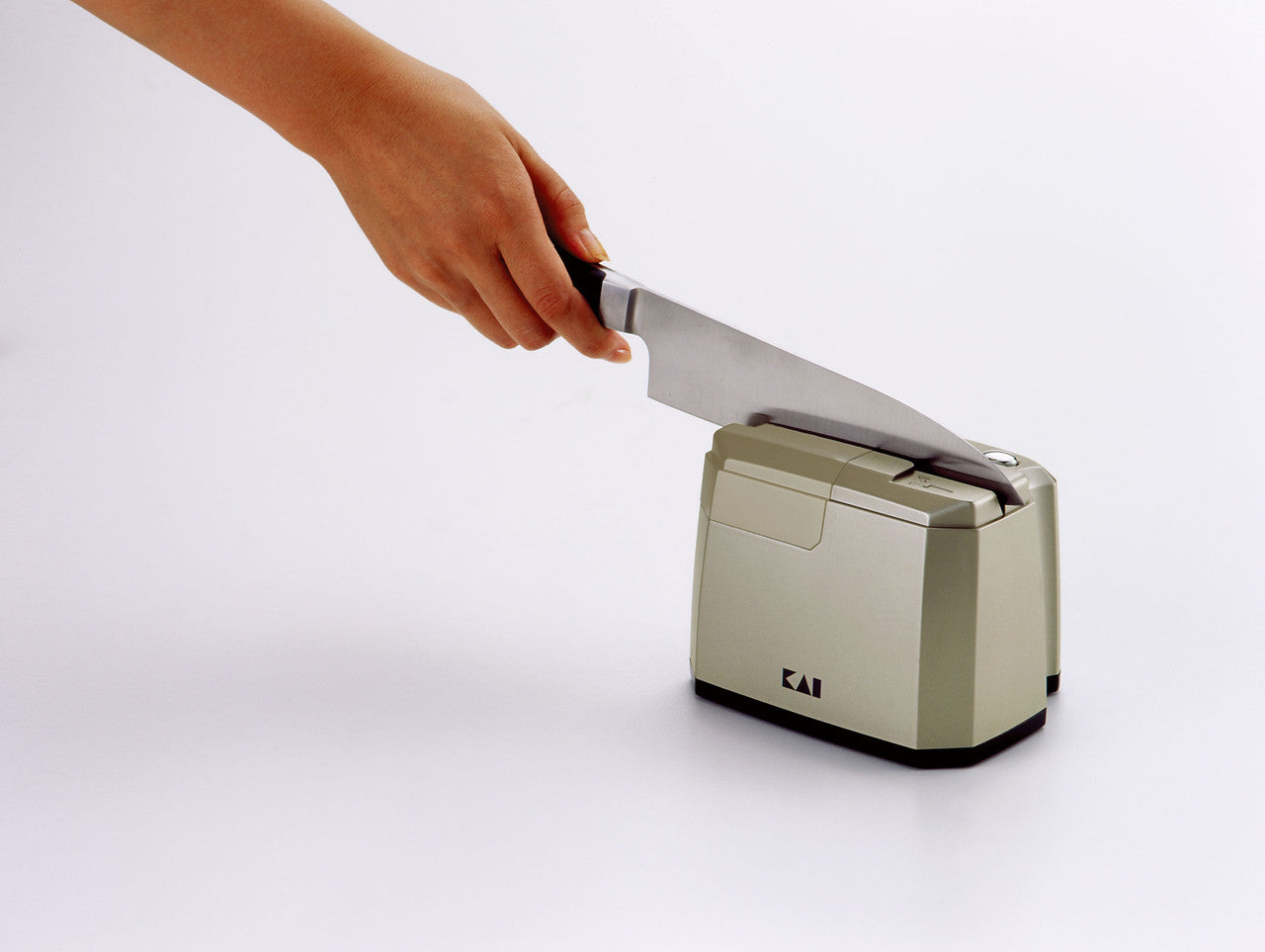 Kai Electric Knife Sharpener