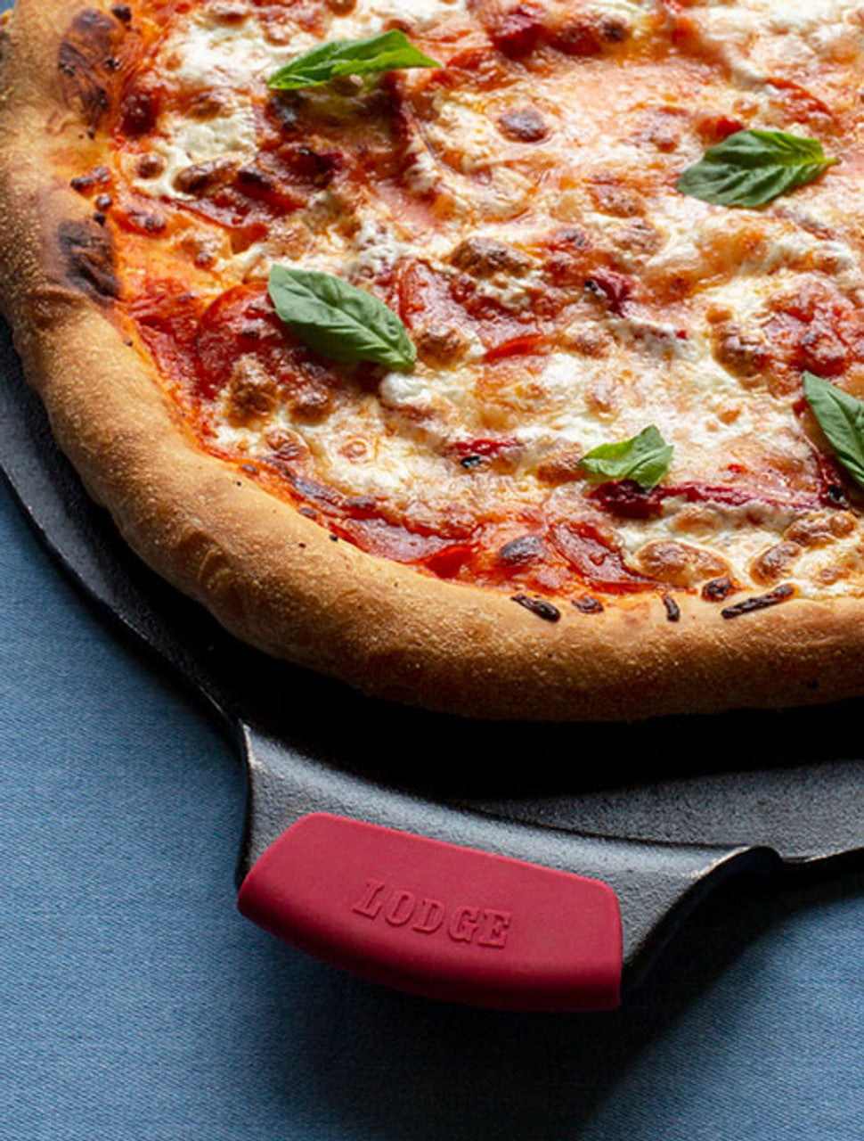 Lodge Bakeware Silicone Grips (Set of 2)