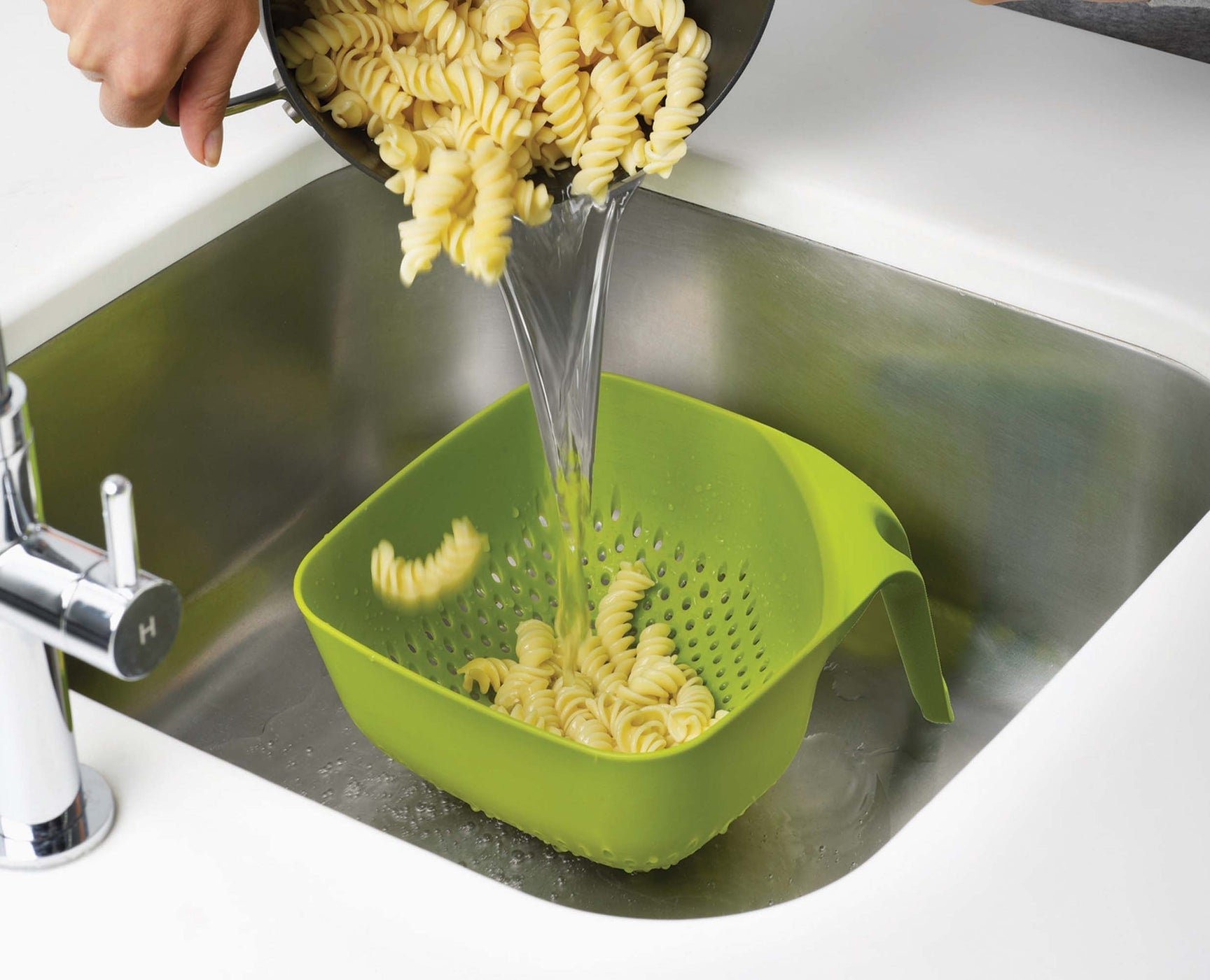 Joseph Joseph Square Colander, Medium - Green
